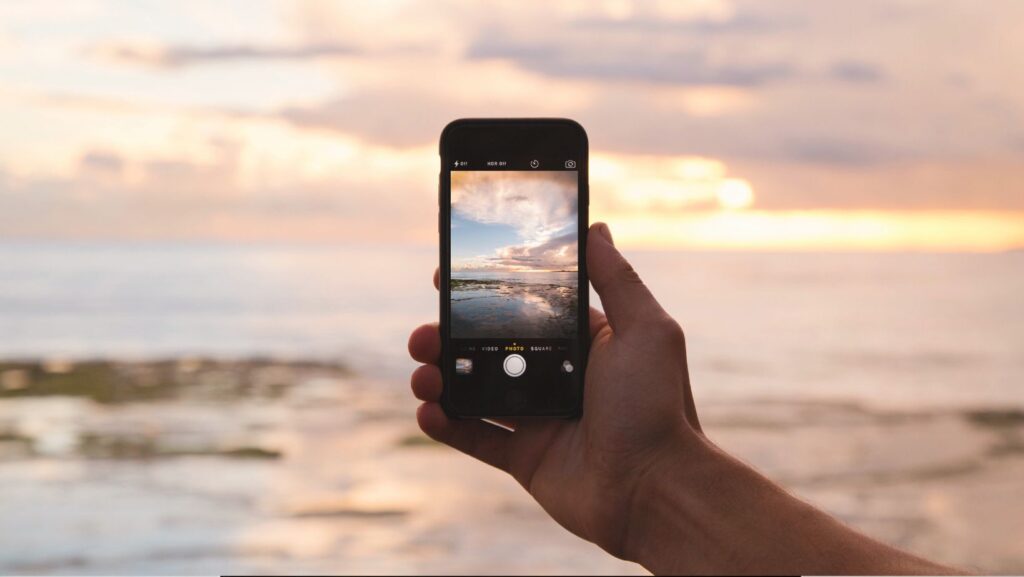 Enhance Your iPhone Experience: Benefits Of Aesthetic iPhone Sunset Wallpaper